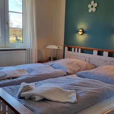 Haus Am Jaardenhug In Fuer 7 Pers *